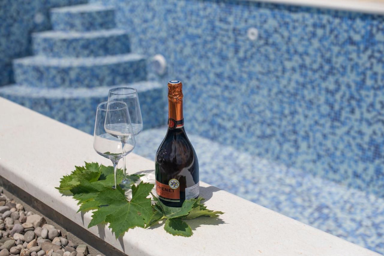 Villa Fidelissima Kastela Ngoại thất bức ảnh