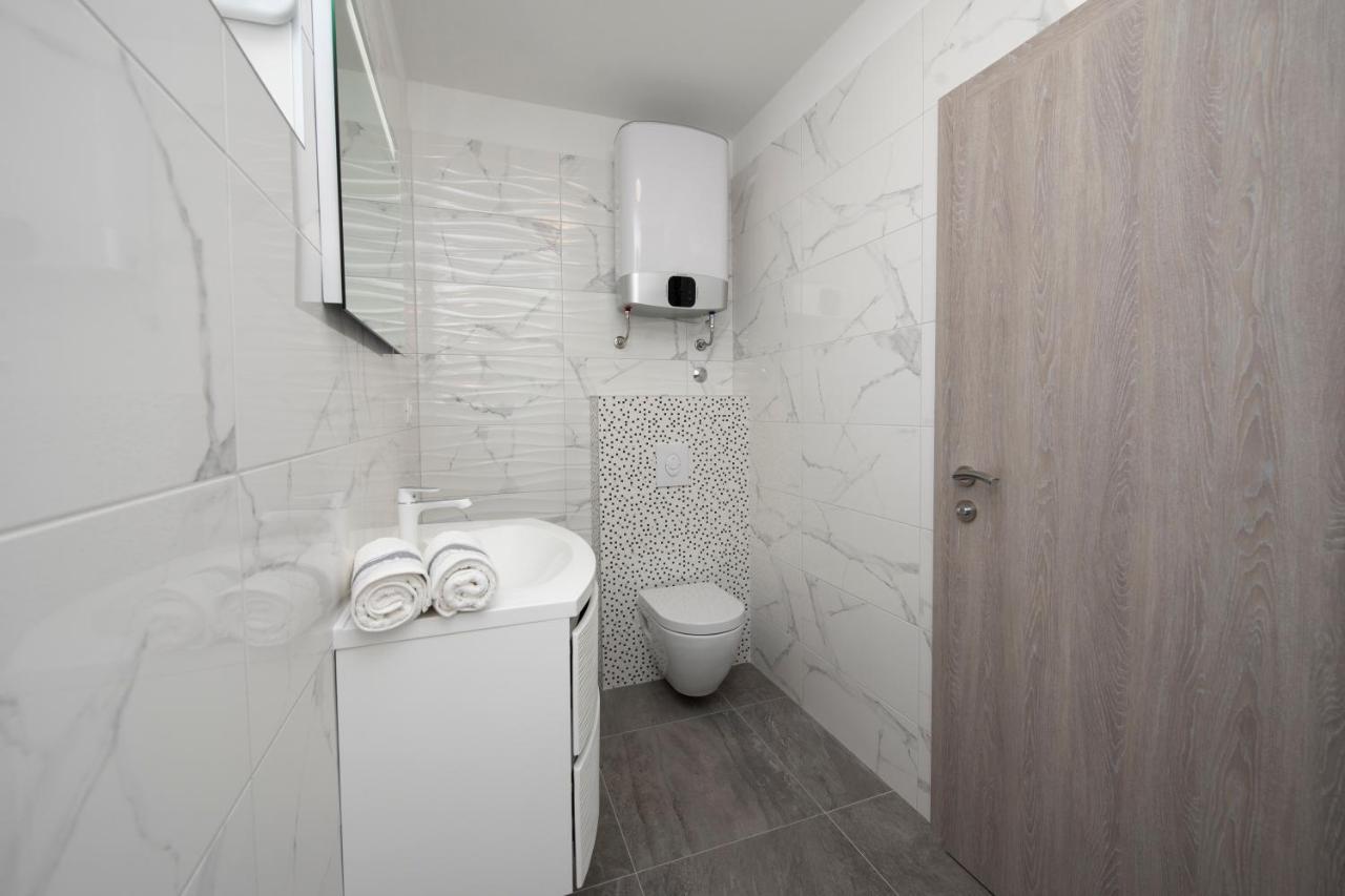 Villa Fidelissima Kastela Ngoại thất bức ảnh